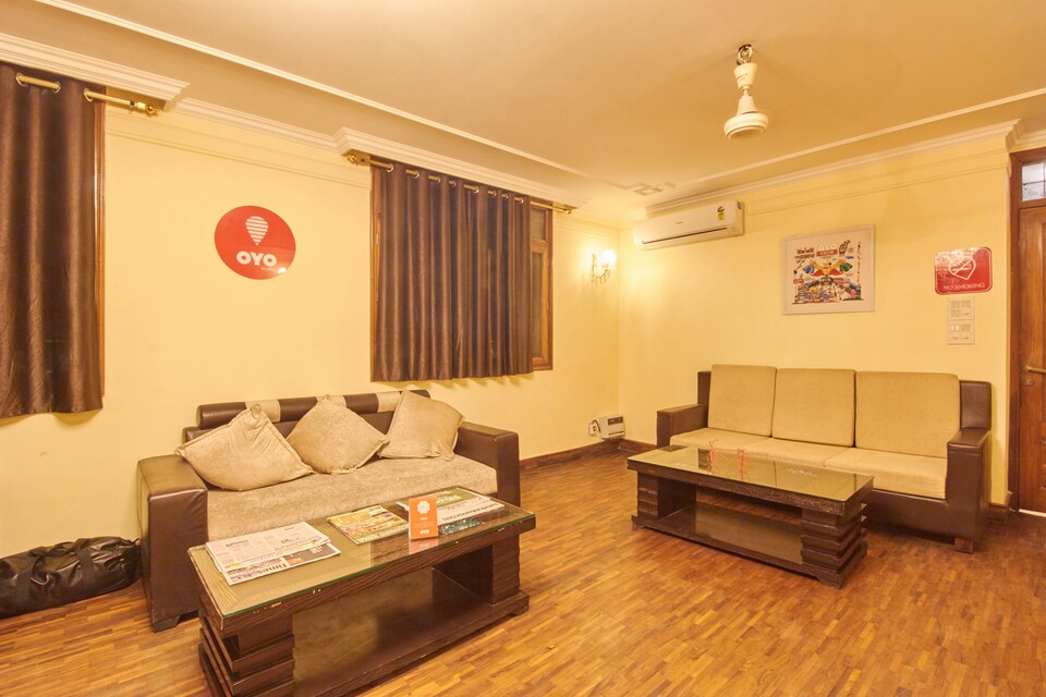 OYO Rooms 354 GK2 M Block Market, Greater Kailash Delhi, Delhi
